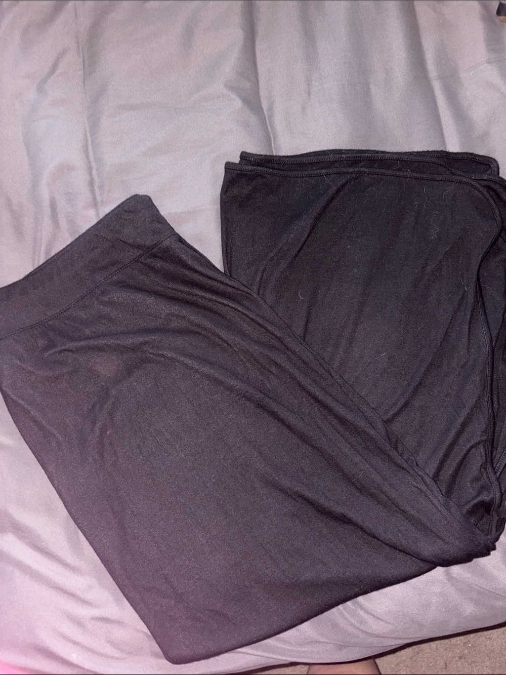 Chico's Zenergy Black Pull-On Skirt